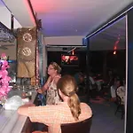 Отель Delphin