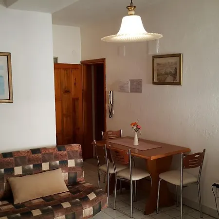 ホテル Delphin 2*