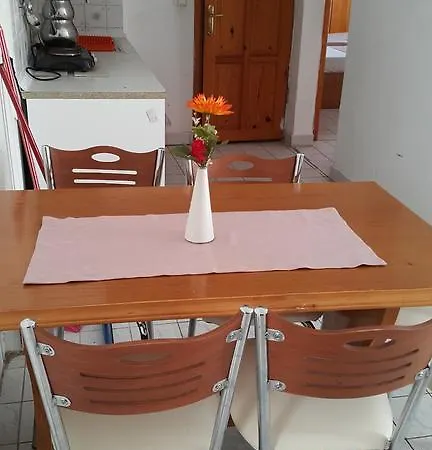 Отель Delphin 2*