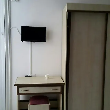Отель Delphin