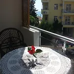 Ξενοδοχείο Delphin 2*