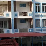 Delphin Ξενοδοχείο 2*