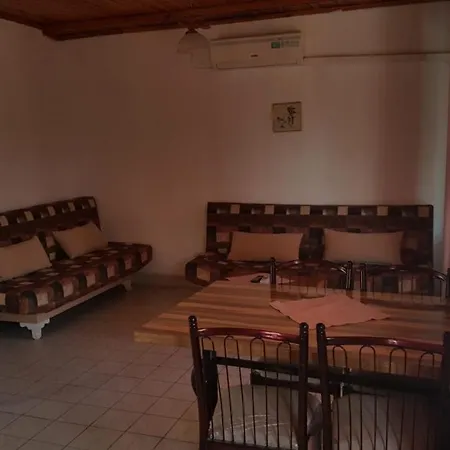 Hotell Delphin 2*