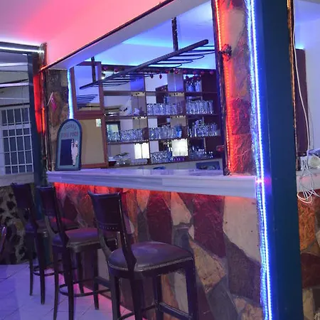 ホテル Delphin シダ